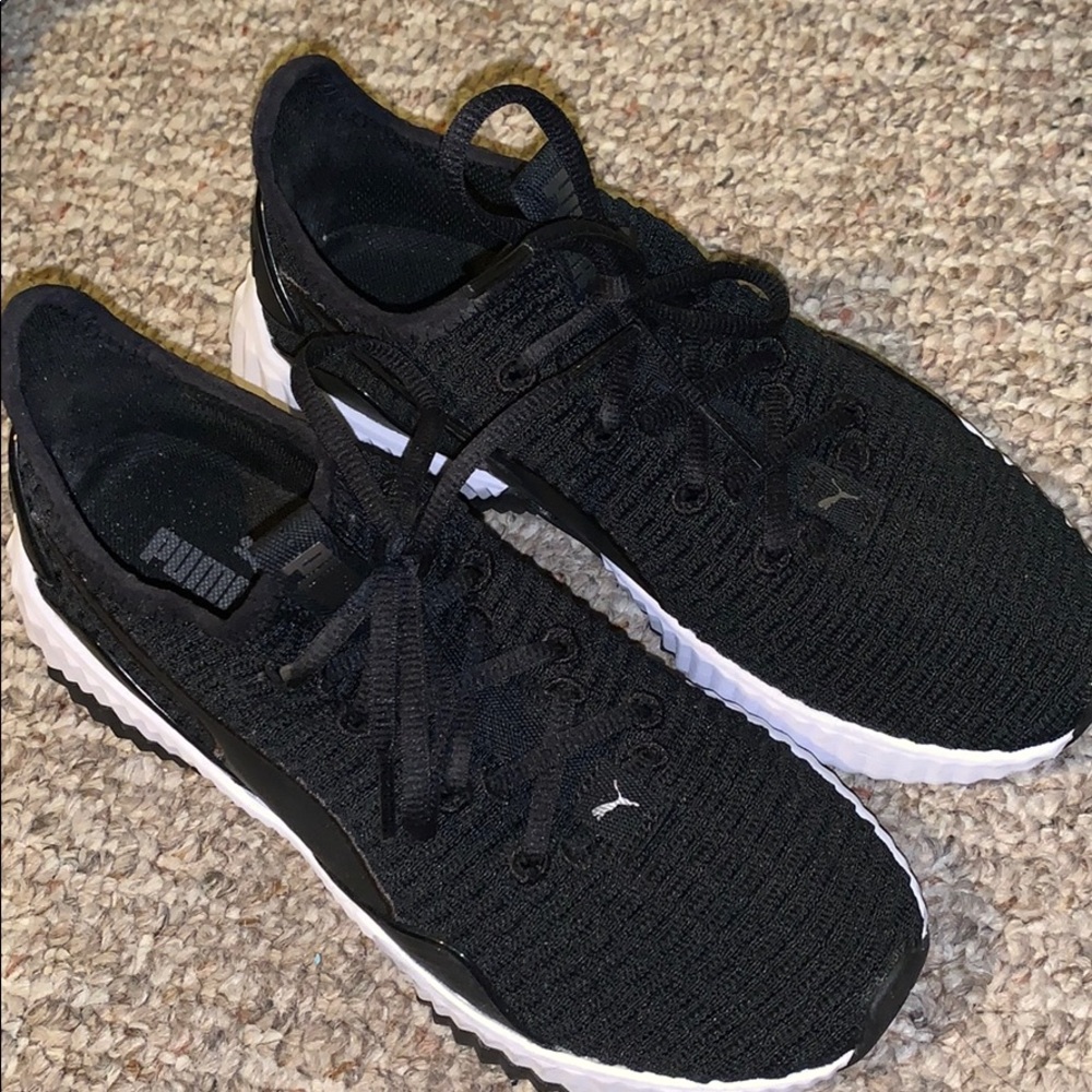 black puma shoes